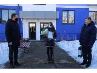 В Белгородском районе дети-сироты получили квартиры