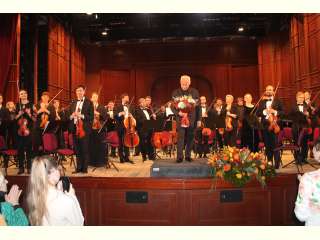 Получатели социальной услуги «Детский сад для пожилых» посетили концерт в Белгородской государственной филармонии